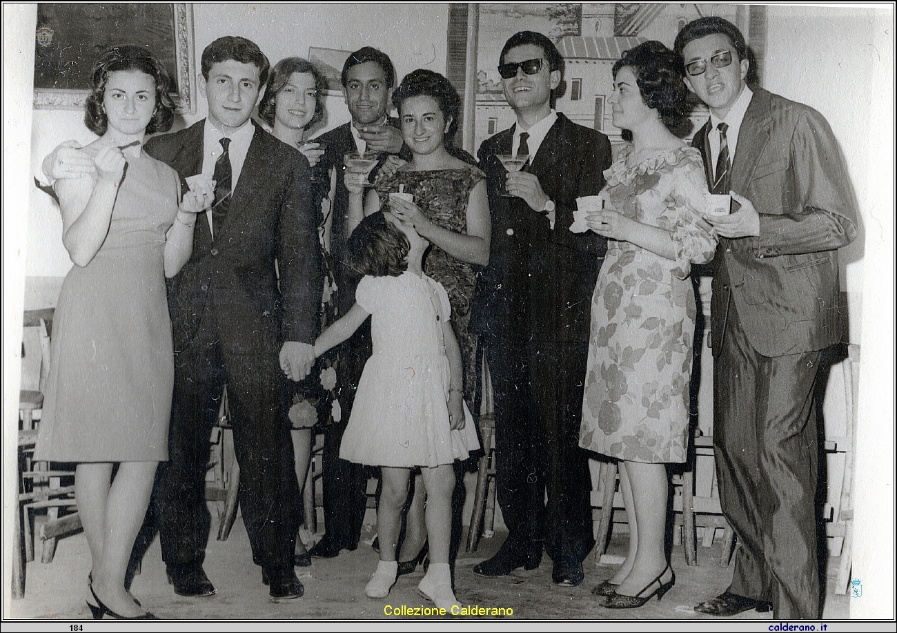 Silvana Mazzeo, Mario Di Trani, Liliana Colavolpe, Toto'  Luongo, Carmelina Mazzeo, Toto' Di Trani, Silvana Colavolpe e Ninetto Mordente.jpeg