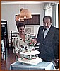 Matrimonio di Nino Alberti e Carmelina Mazzeo 22-09-1984 17 il taglio della torta.jpeg