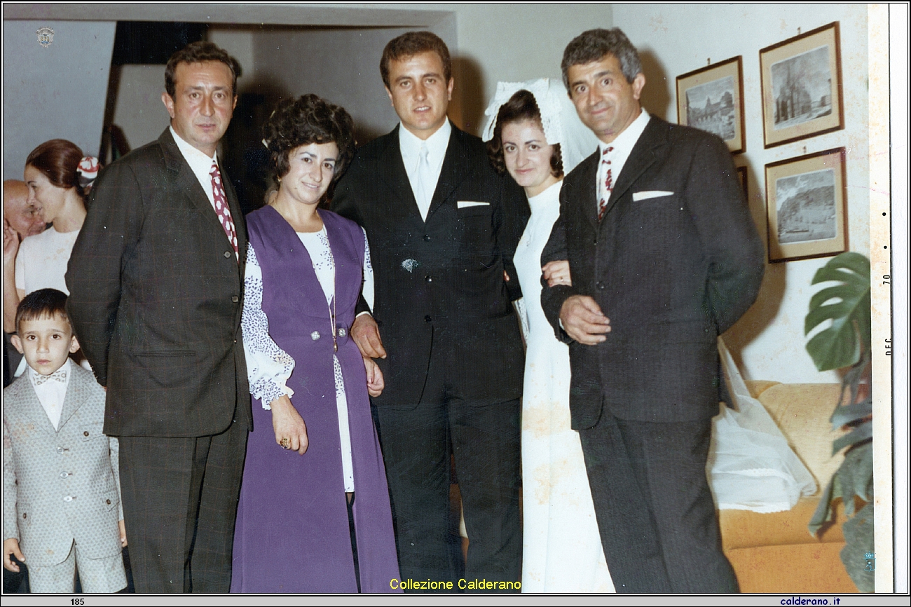 Matrimonio di Pinuccio Della Morte e Silvana Mazzeo con Peppino, Carmelina e Biasino Mazzeo.jpeg
