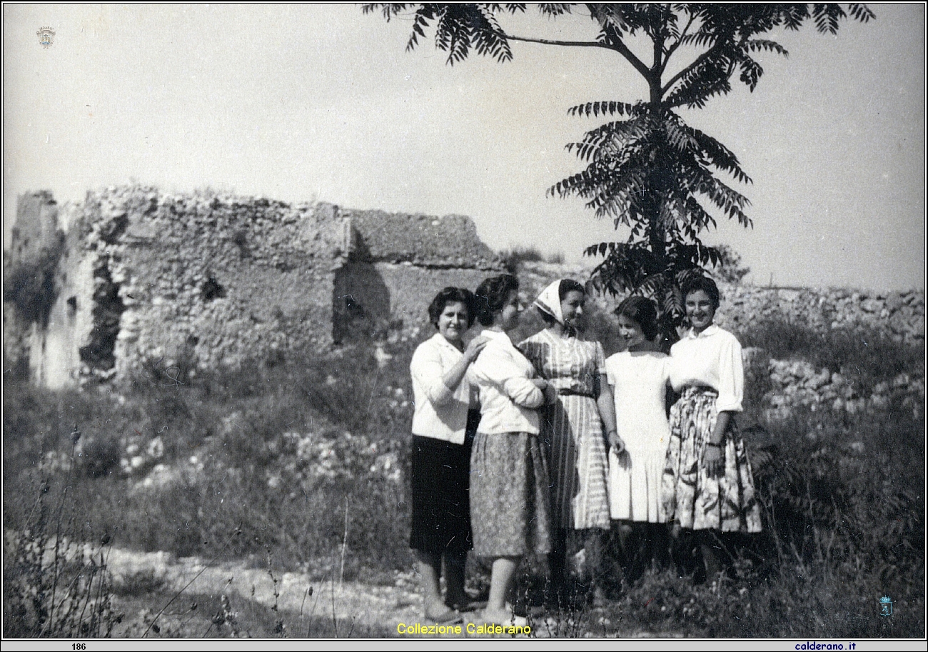Sorelle Di Trani e Carmelina Mazzeo.jpeg