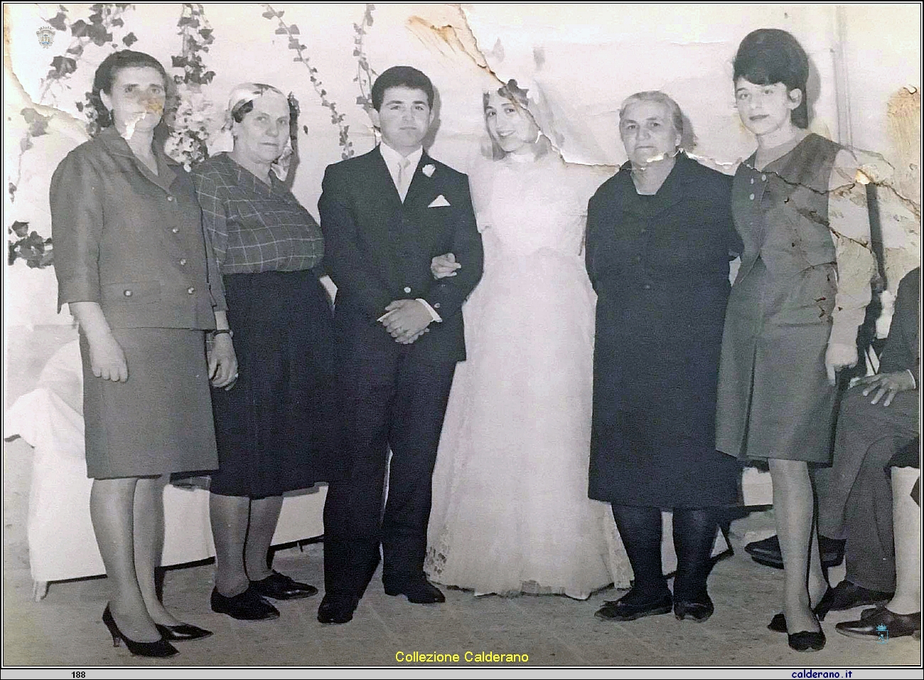 Matrimonio di Mario Niglio e Maria Teresa Gambardella con Vincenza D'Alascio, Teresa Limongi, Giovannina (Gianna) Limongi e Giovanna Limongi.jpg