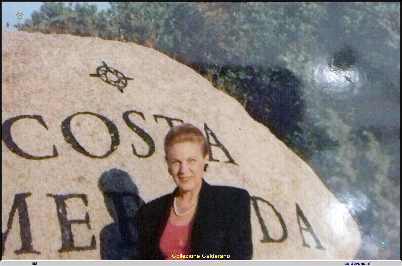 Tina Polisciano in Costa Smeralda.jpg