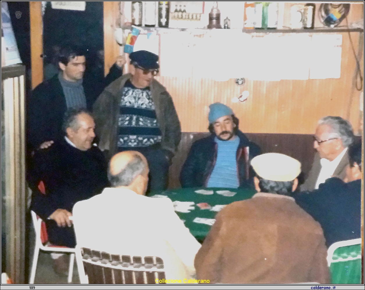 Il ramino nel Bar Faro Rosso di Saverio Formica al Porto.jpg