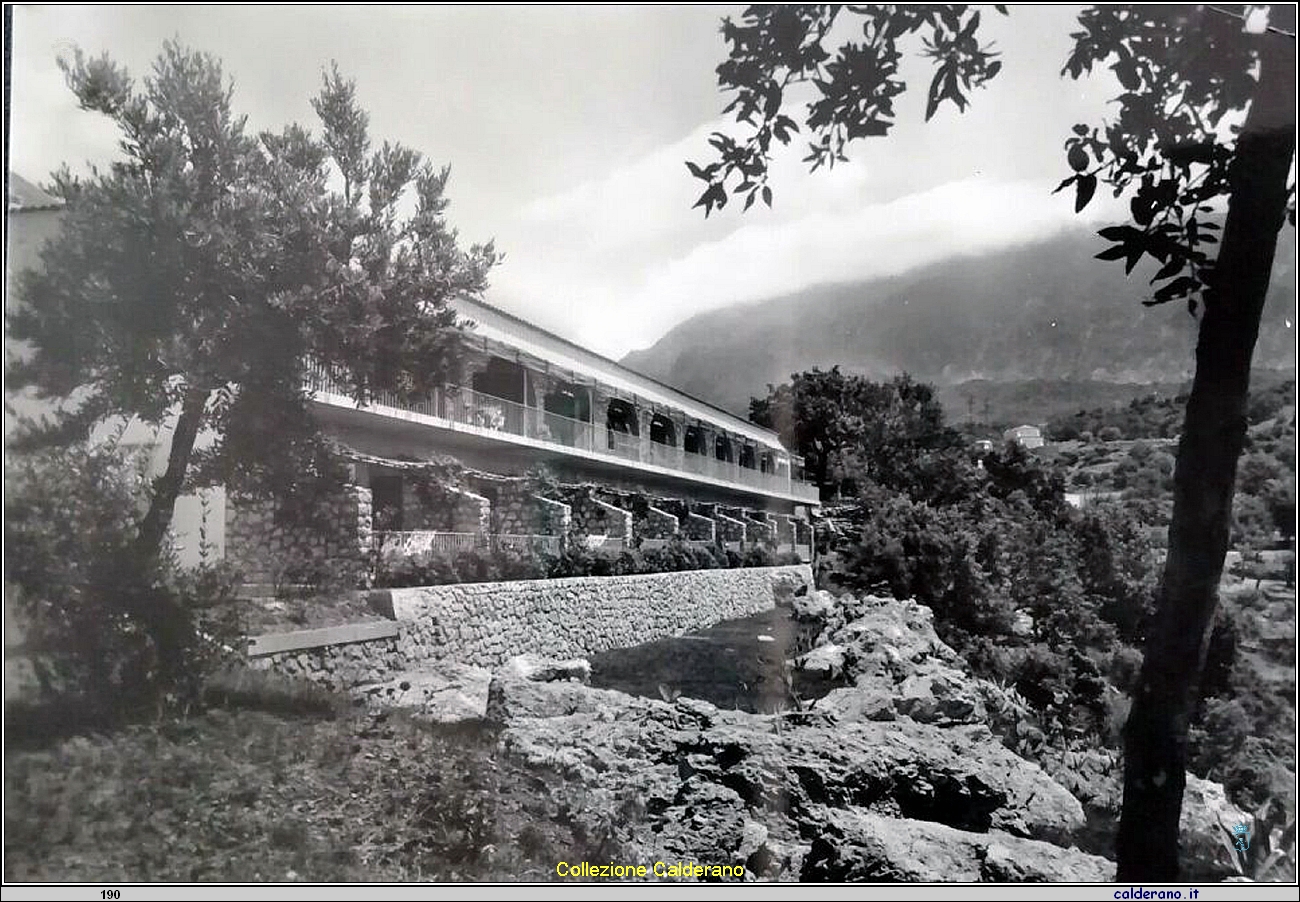Cartolina - Hotel Santavenere .jpg