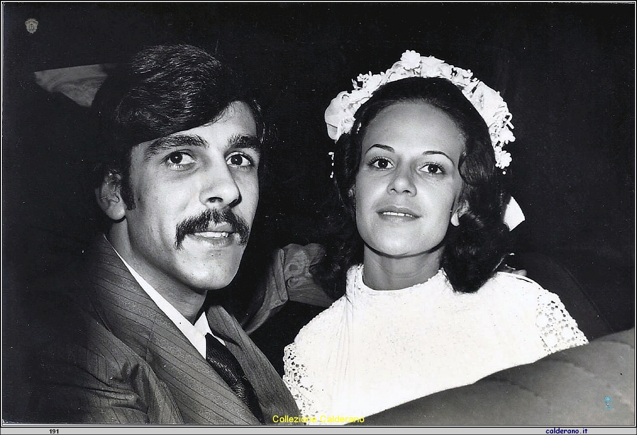 Sposi Waldir da Lima e Maria Aparecida Cici Calderano 26-10-1974 a.jpg