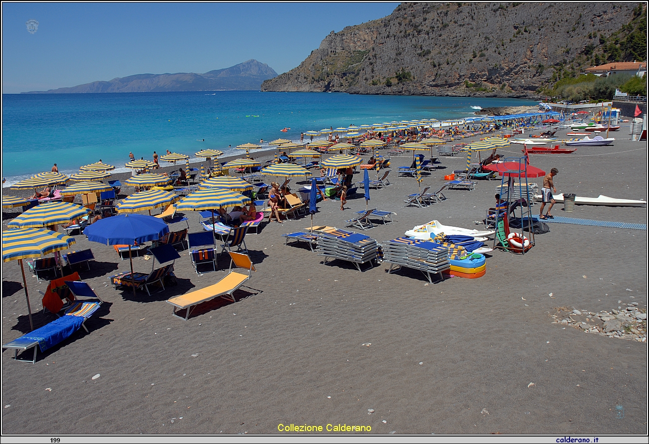 La spiaggia di Acquafredda 2007 07L_2201.JPG