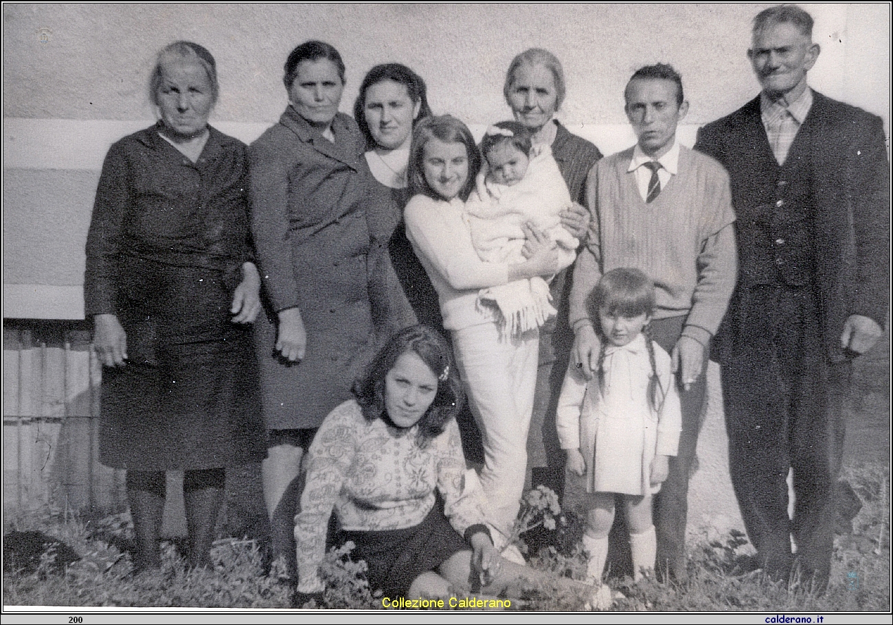 La Famiglia di Isabella Garcia Limongi di Armento.jpeg