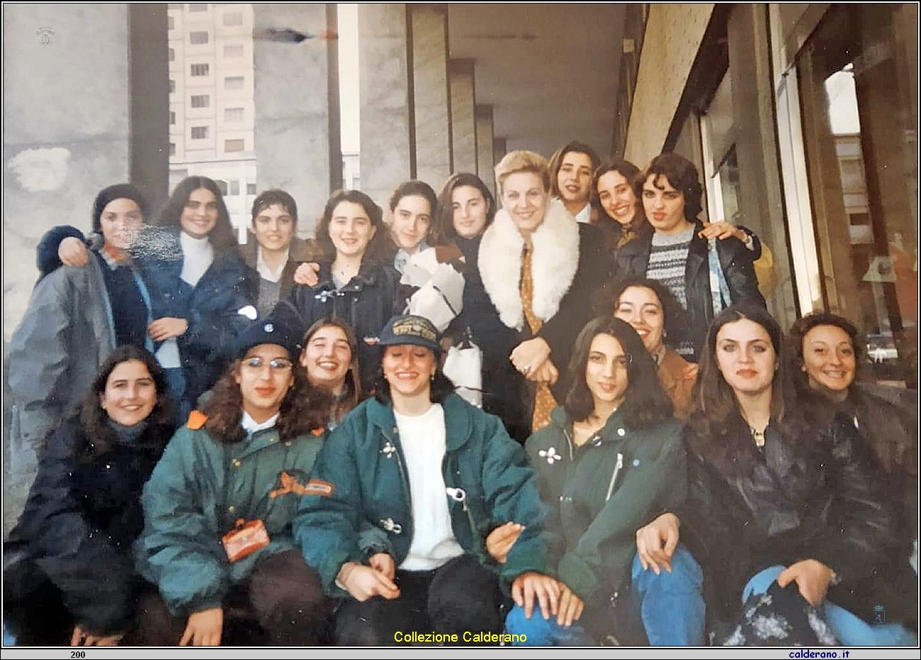 Scolaresca dell'Istituto Magistrale.JPG