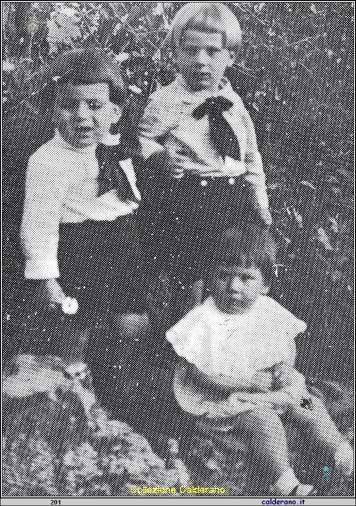 Giuseppe, Vincenzo e Annunziata Manzi 1934.jpeg