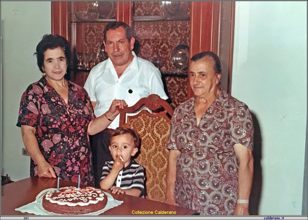 Mamma, Papa', Nonna Assunta Mazzilli e Gianluca De Rosa.jpg