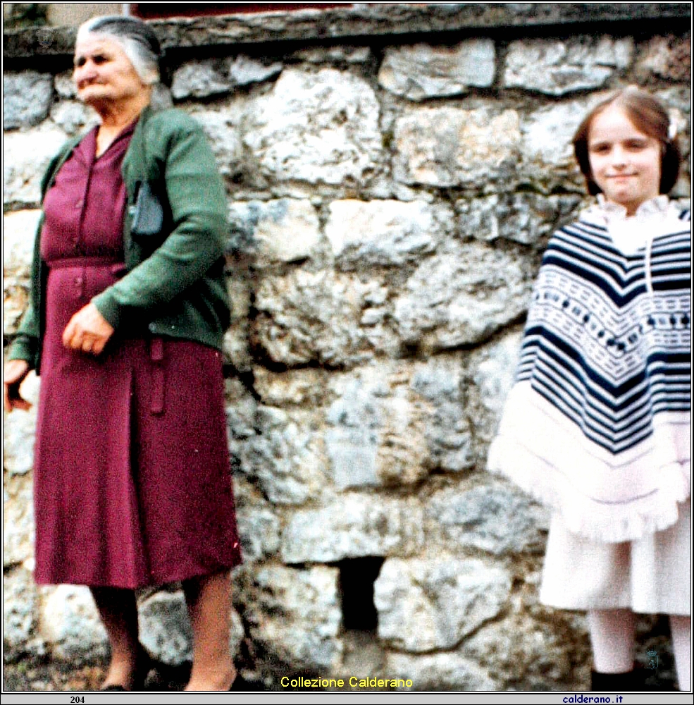 Luisa e Tania Formica.jpg