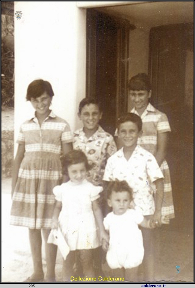 Avigliano 6 manca 1 - Maria, Umberto, Gina, Pasqualino, Carmelina e Raffaele.jpg