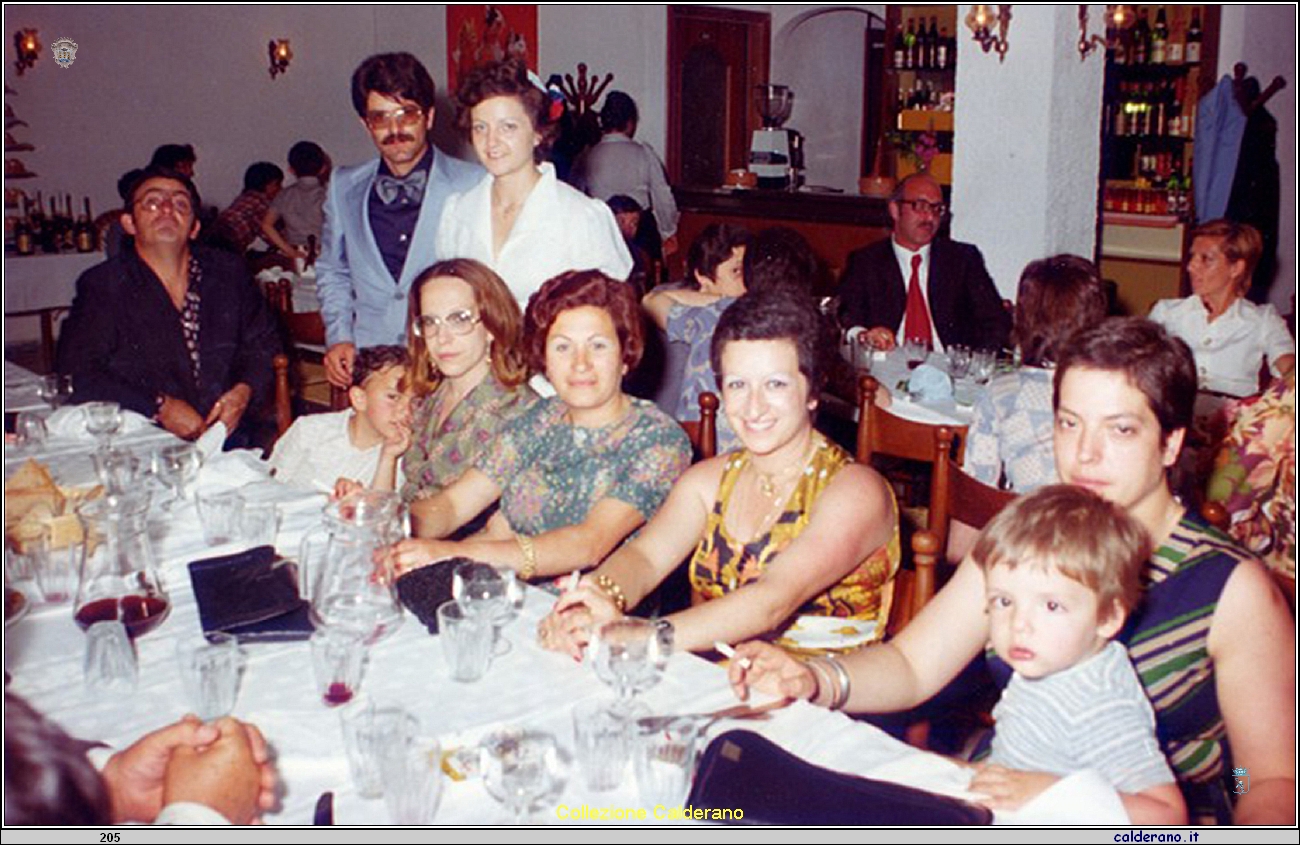 Matrimonio di Gerardo Pisani e Celeste della Morte con Eugenio, Maria Emilia, Assuntina, Carmelina e Liliana.jpg