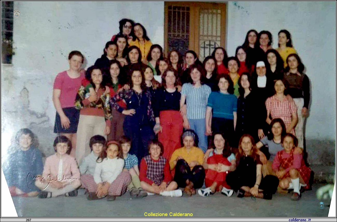 Collegiali del Sacro Cuore anno 1974-75.jpg