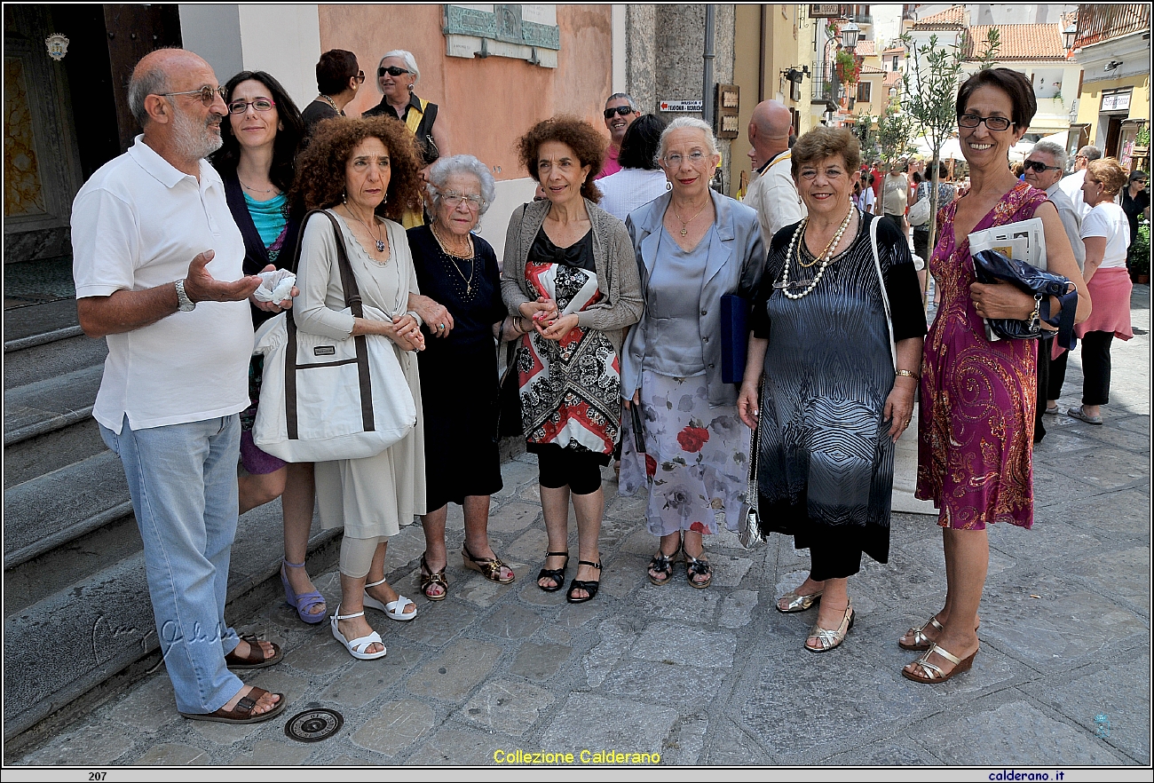 Festeggiando i 100 anni di mia madre 24-07-2011 .JPG