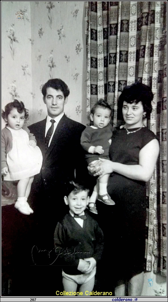 Francesco Graziano e la famiglia.JPG