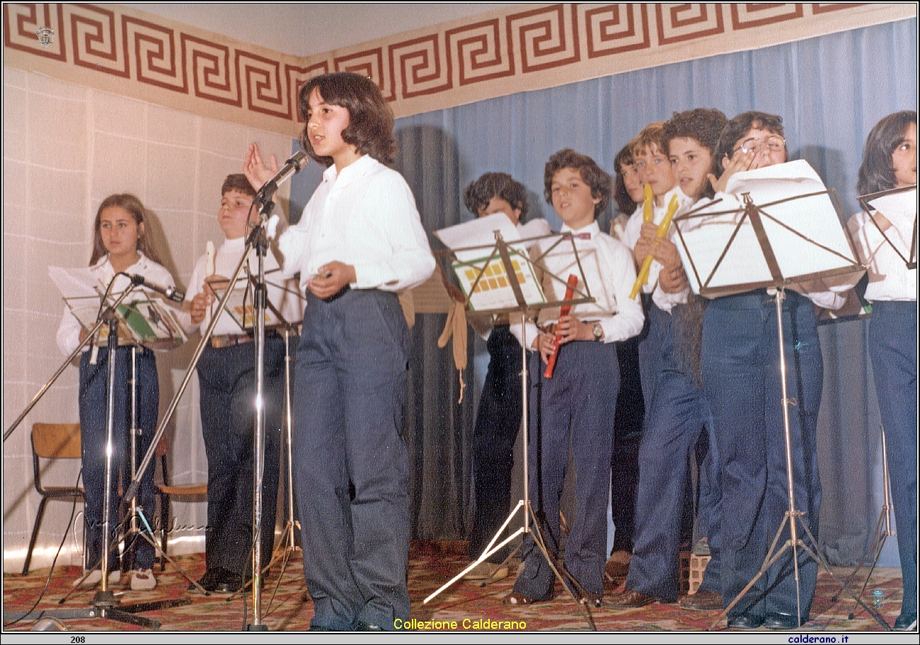 Saggio Scolastico 1988 10.jpeg
