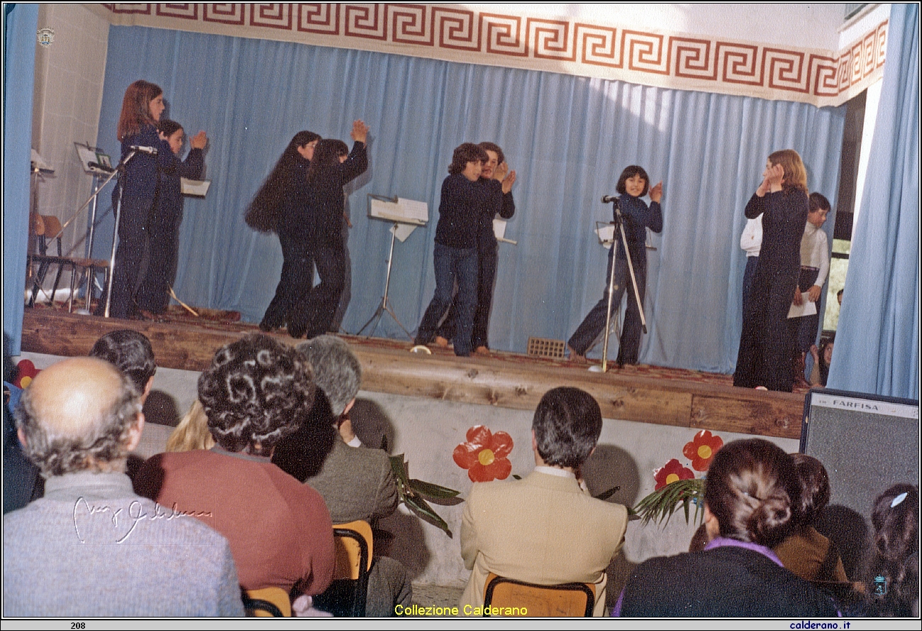 Saggio Scolastico 1988 11.jpeg