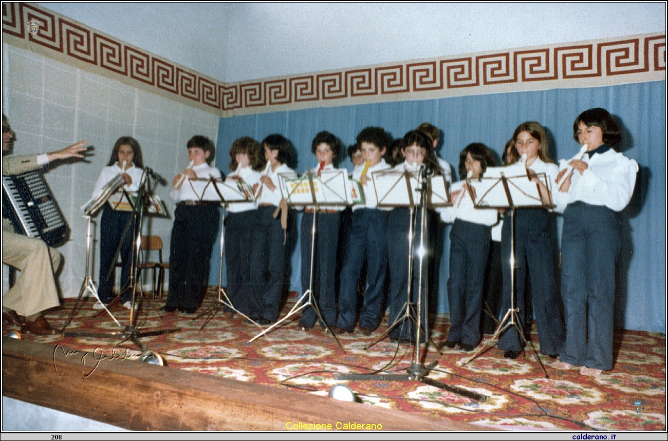Saggio Scolastico 1988 16.jpeg
