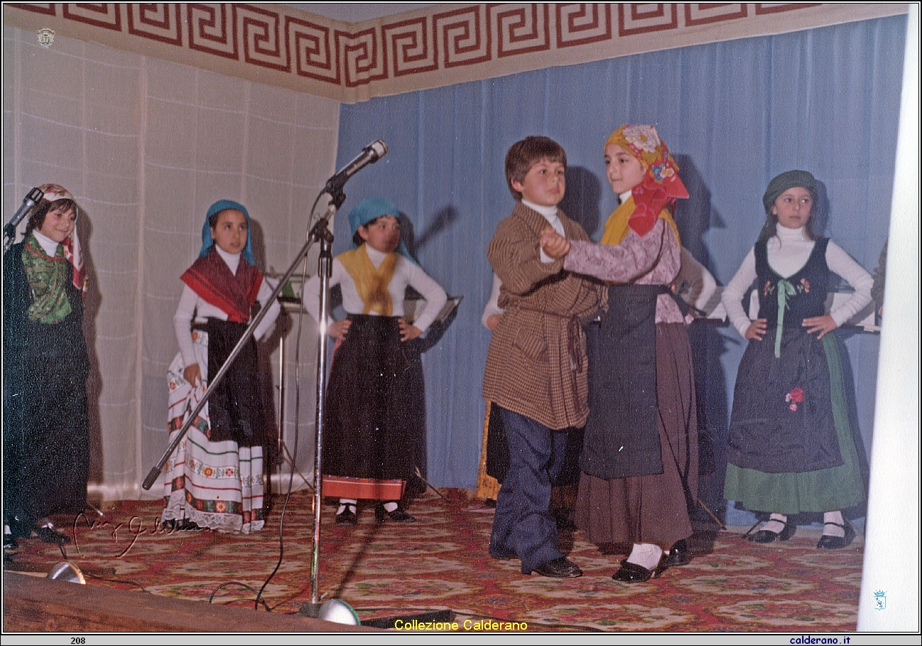 Saggio Scolastico 1988 22.jpeg
