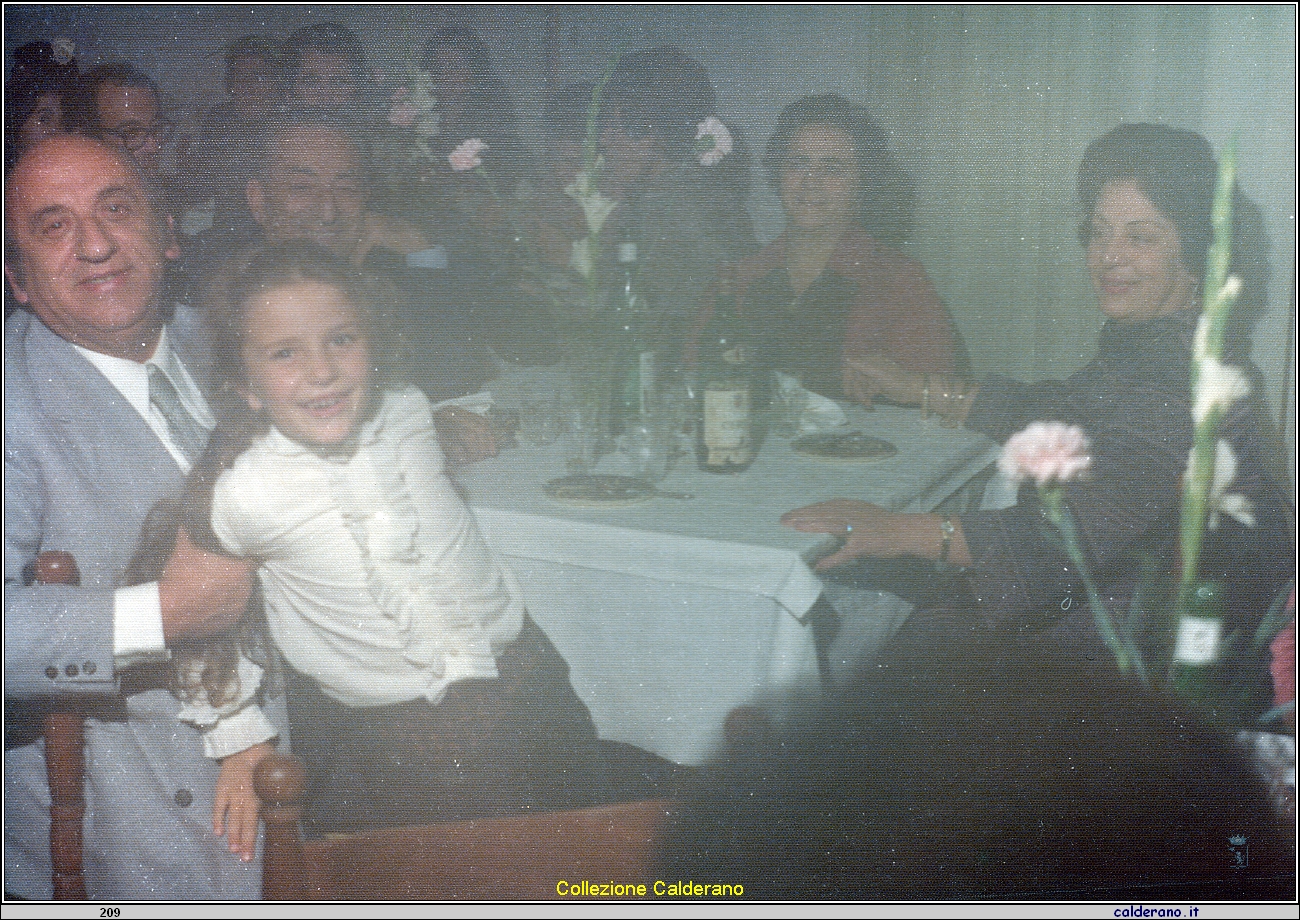 Aristide Limongi, Pasquale Stoppelli, Franca Schettino e Antonietta Burza  9.jpeg