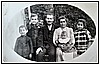 Famiglia Vittorini - anno 1928 Antonio, Giuseppe, Teresa Faraco, Rosa, Francesco e Anna.jpg