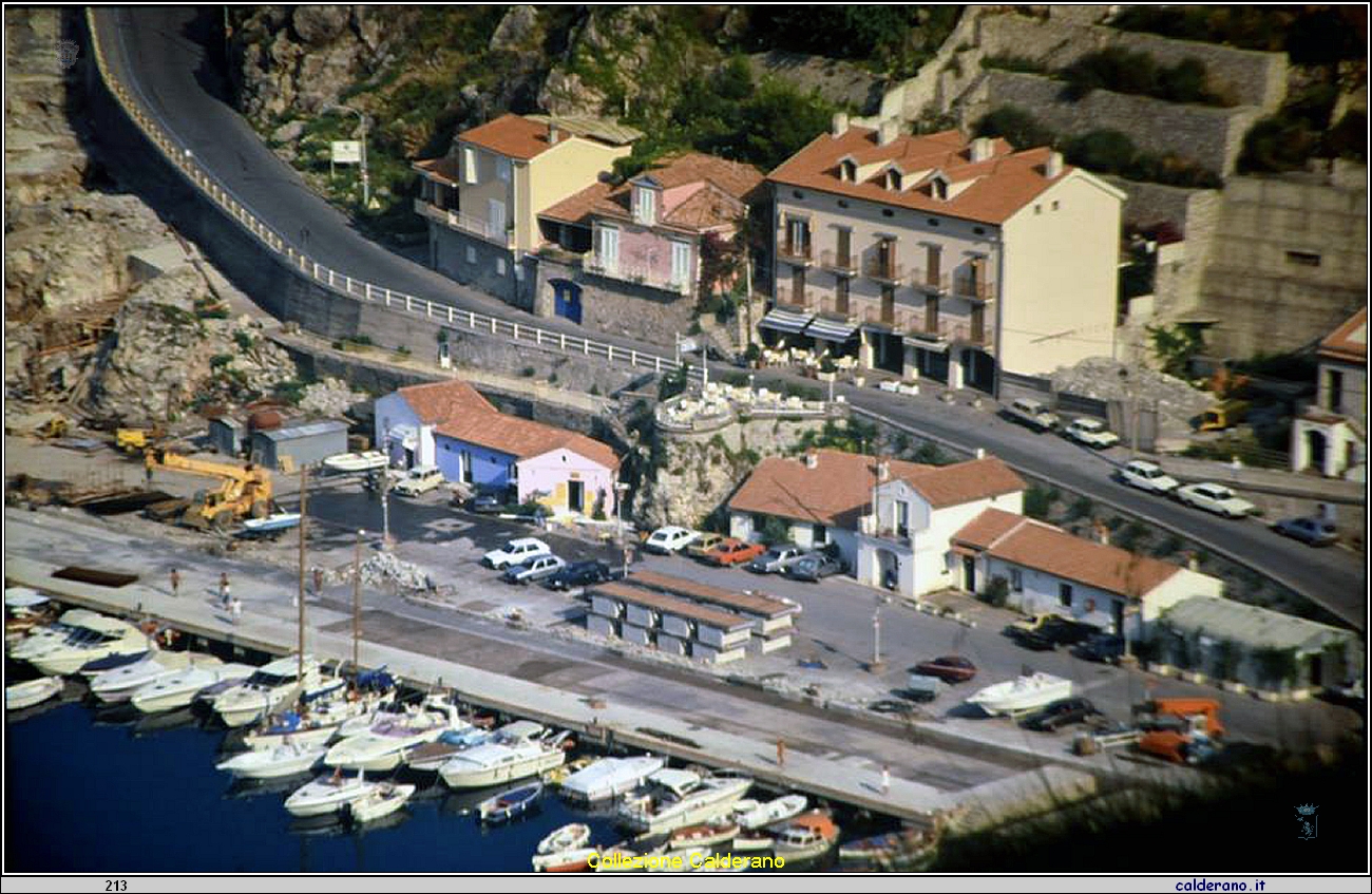 Arrivano i pontili al Porto.jpg