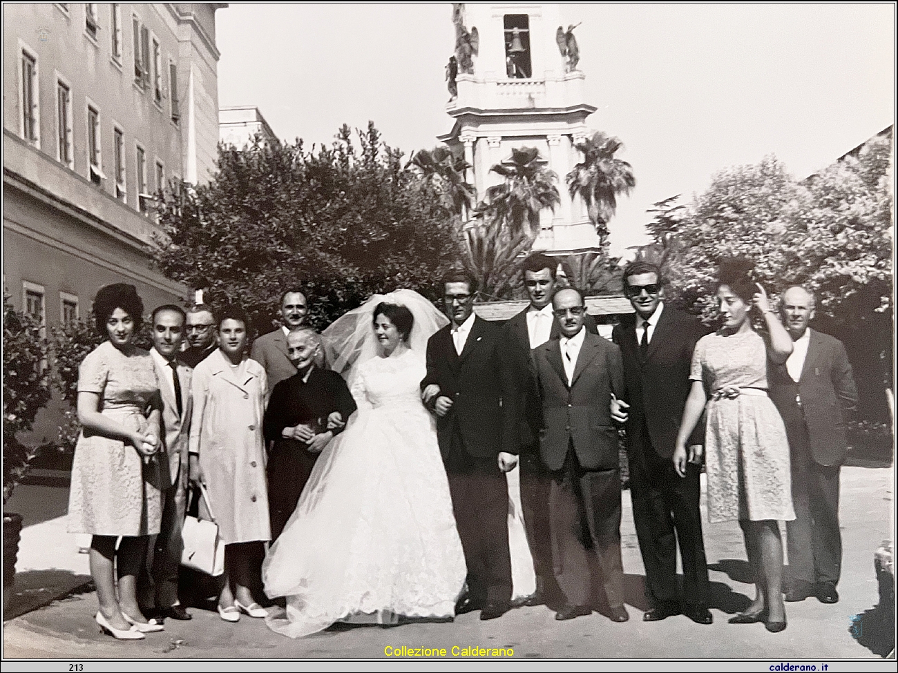 Matrimonio di Emilia Calderano e Nicola Feminella con i famigliari 09-07-1962.jpg