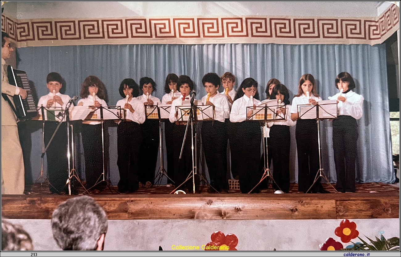 Saggio Musicale Scuole Elementari 2.jpg