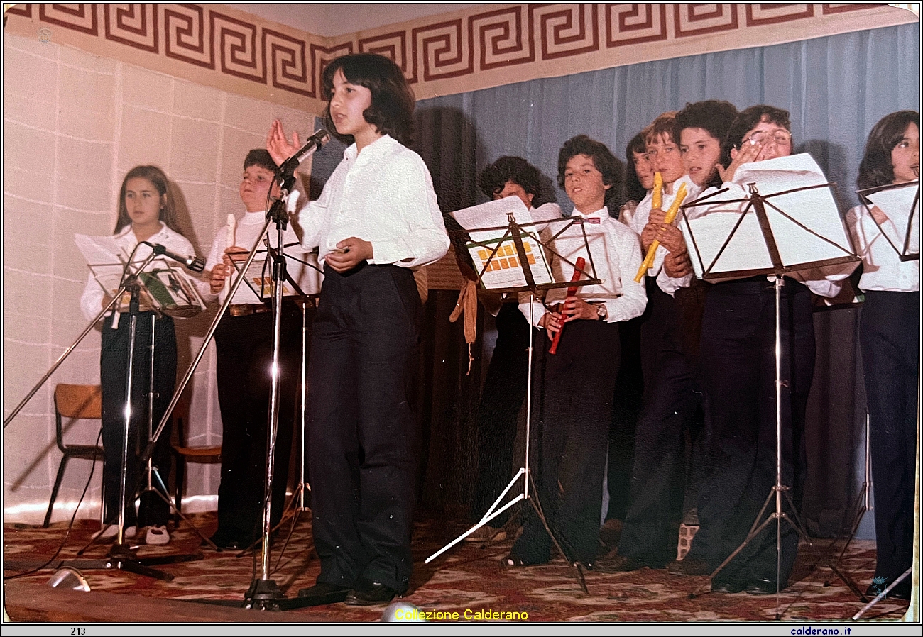 Saggio musicale Scuole Elementari 1.jpg