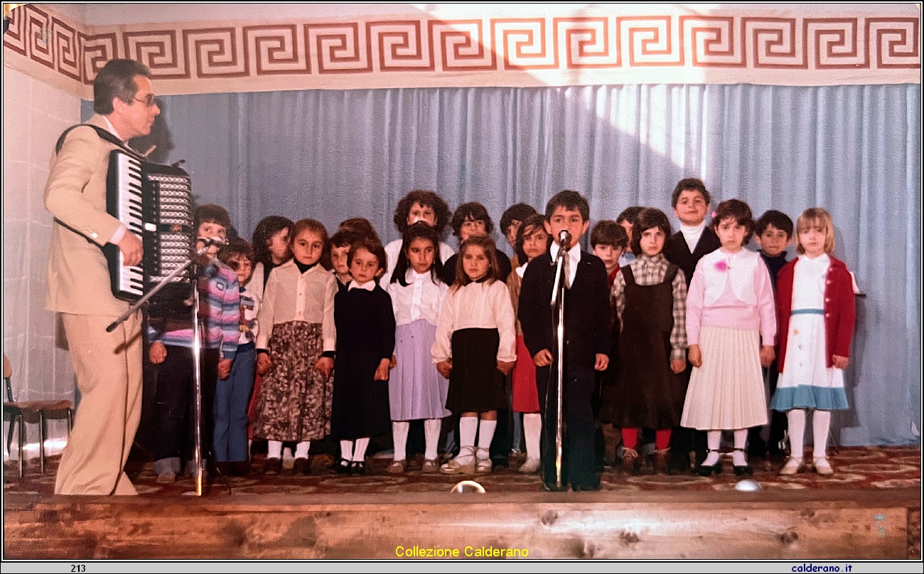 Saggio musicale Scuole Elementari con Franco Liberatore3.jpg