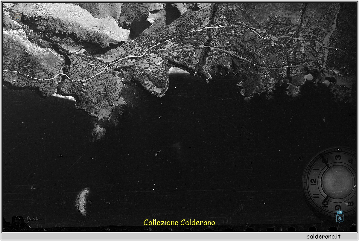 Foto aerea degli Alleati del 1943 di Marina e Santojanni.jpg