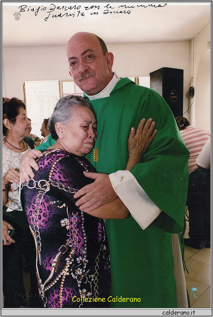 Biagio Zaccaro con la Mamma Juanita.jpeg
