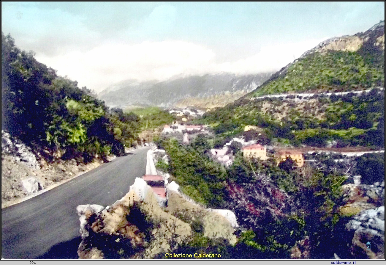 Cartolina - Litoranea con sfondo panoramico - 1964.jpg