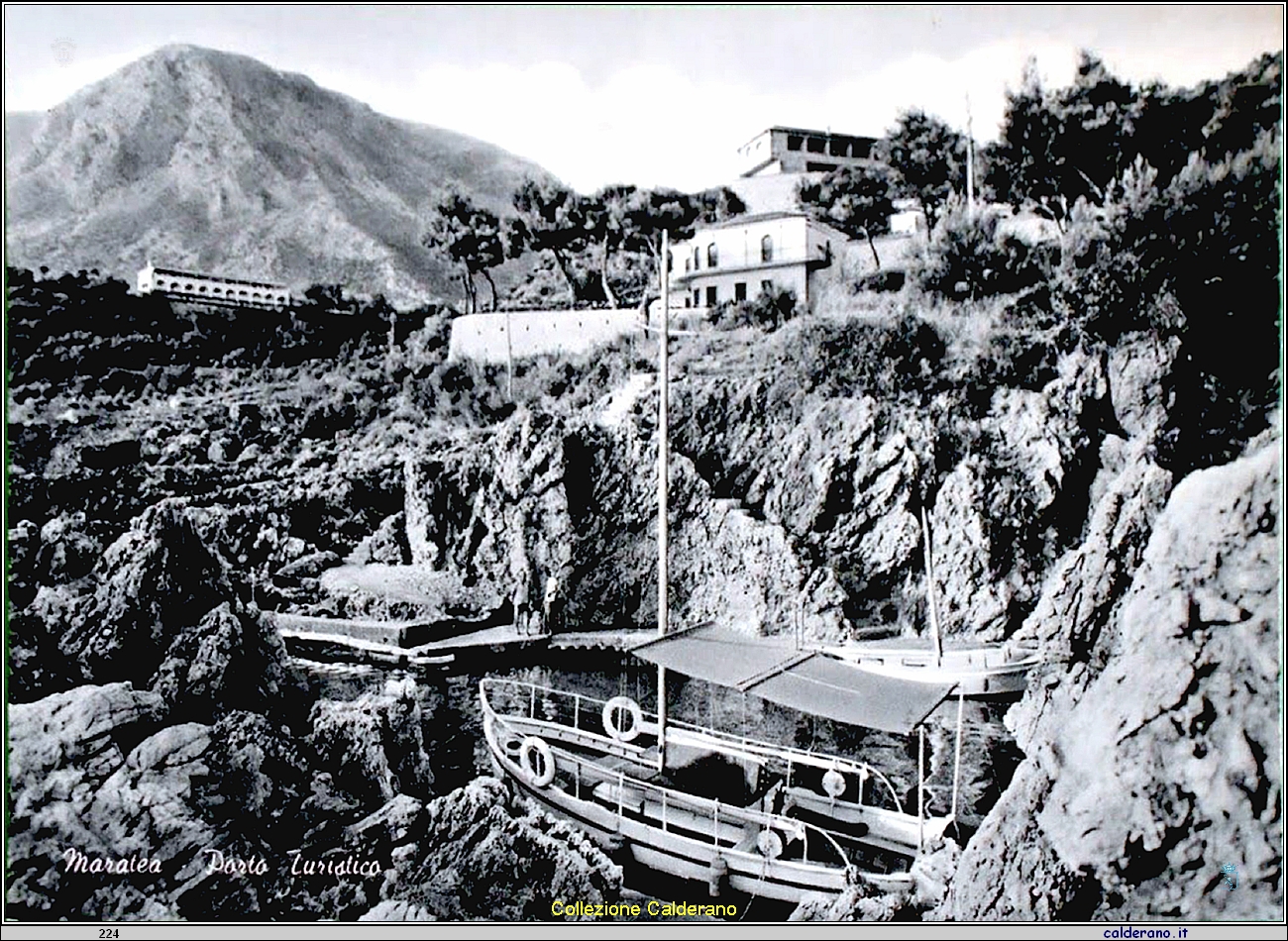 Cartolina - Porto Turistico - 1960.jpg