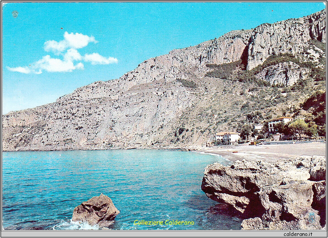 Spiaggia di Acquafredda - Cartolina 1974.jpg