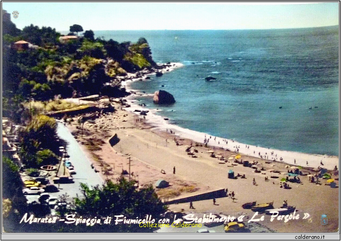 Spiaggia di Fiumicello con lo Stabilimento Le Pergole - Cartolina Ed. Mario Brando.jpg