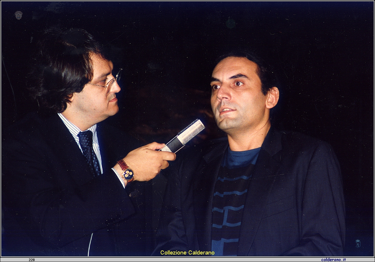 Gigi Marzullo intervista Mango a Piazza del Gesu' 1991.jpg