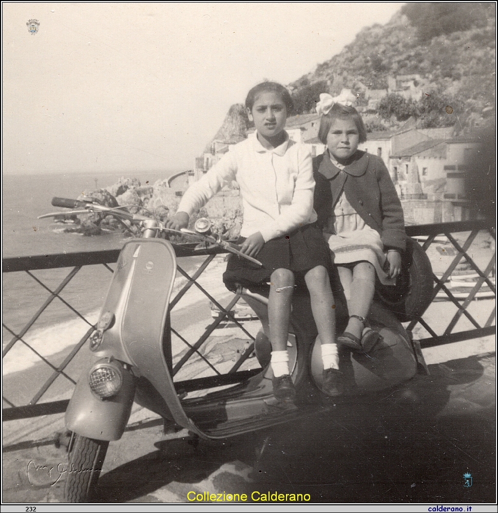 Ragazzine Portaiole con Maria Felicia Canzonieri ed Enza Attanasio .jpeg