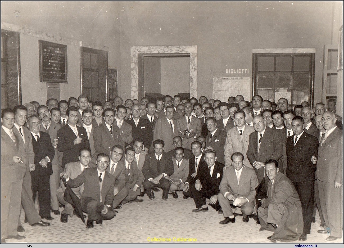 Ferrovieri a Sapri 1960.jpg