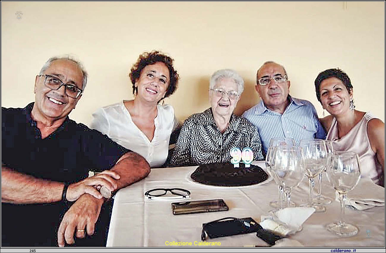 Pippo, Maria Vittoria, Franca, Gianni e Maria Schettino - 2018.jpg