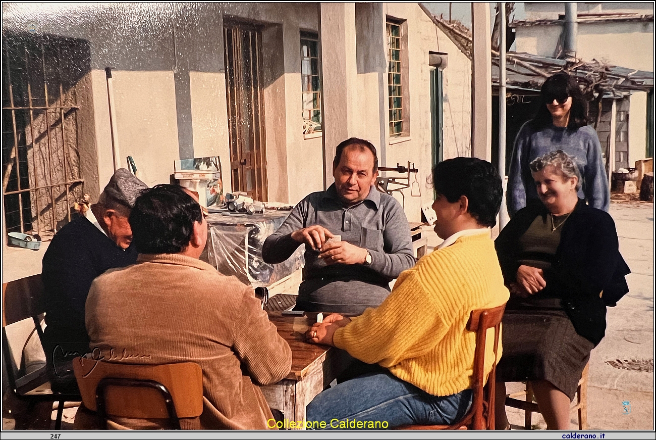 La partita a carte con Padre Amedeo.jpg