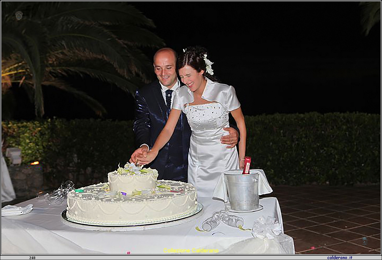 Sposi Massimo Brando e Ilena Budaci.jpg