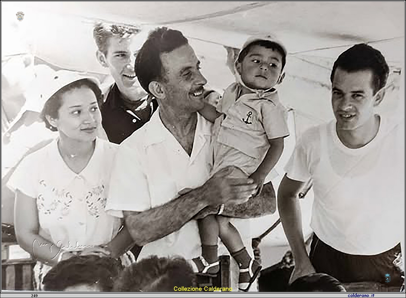 Rafael Laprea con la famiglia.jpg
