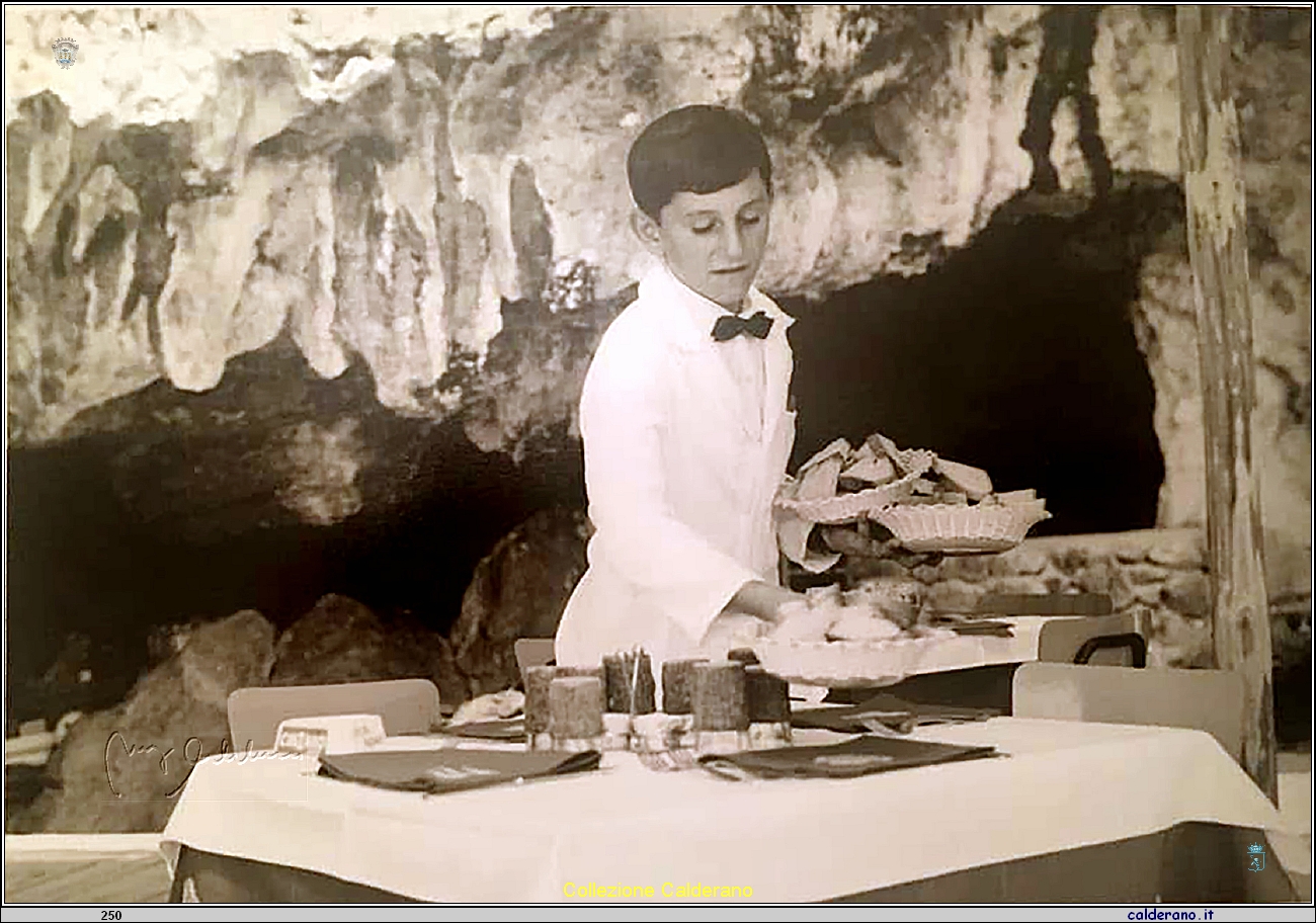 Albino Panzuti cameriere al Ristorante San Michele 2.jpg