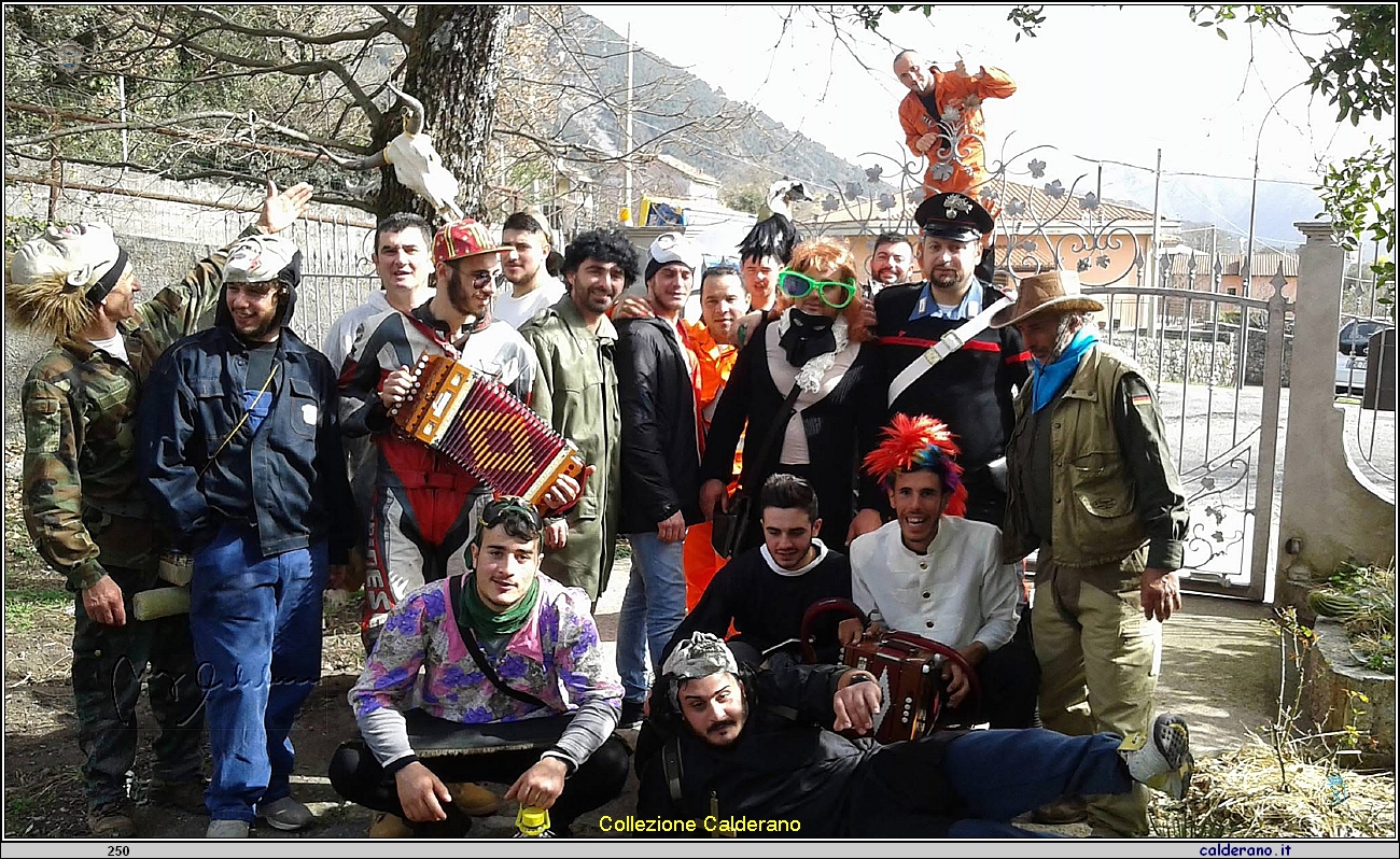 Amici Carnascialeschi a Massa.jpg