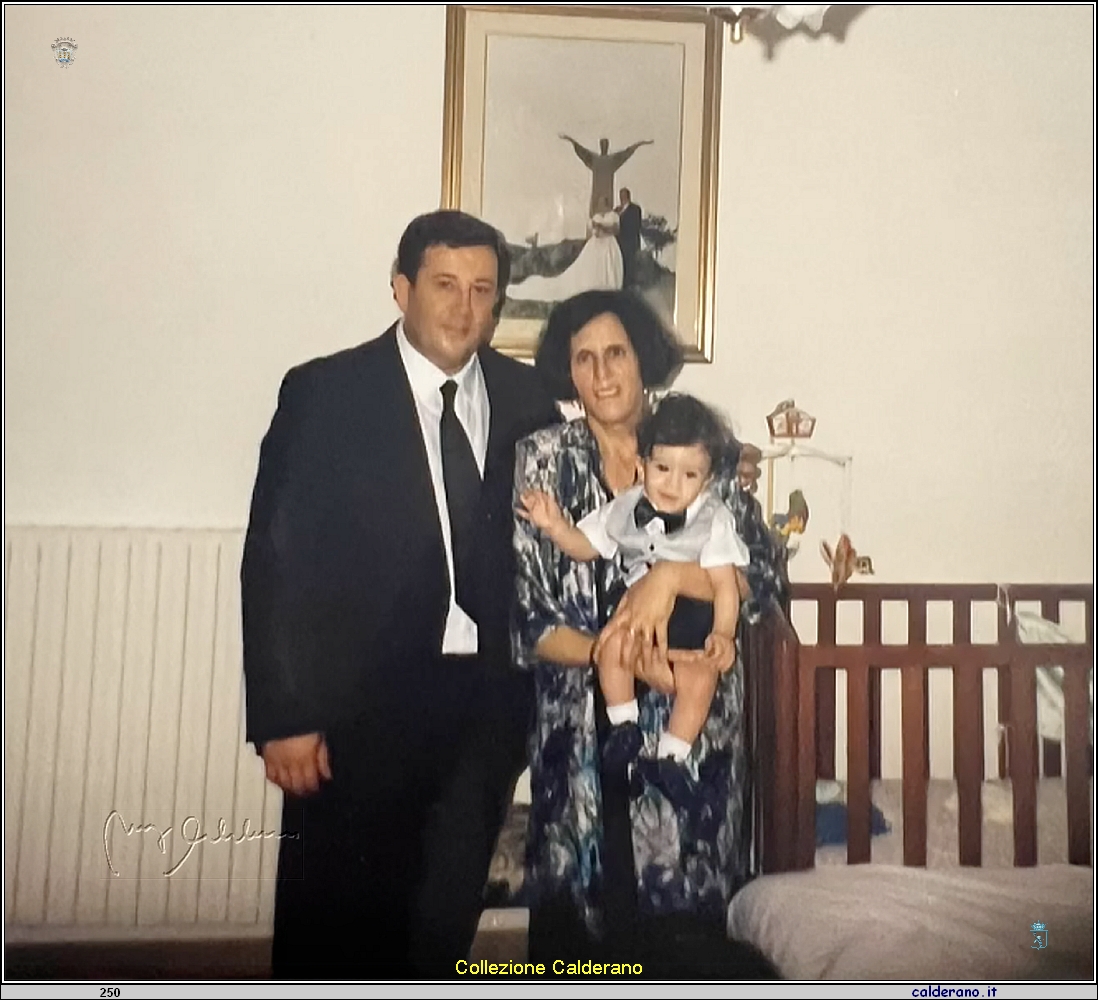 Sebastiano Piscitelli con la Mamma e il Papa'.jpg