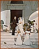 Basilio e Linda Annuzzi davanti la chiesa 06-09-1975.jpeg