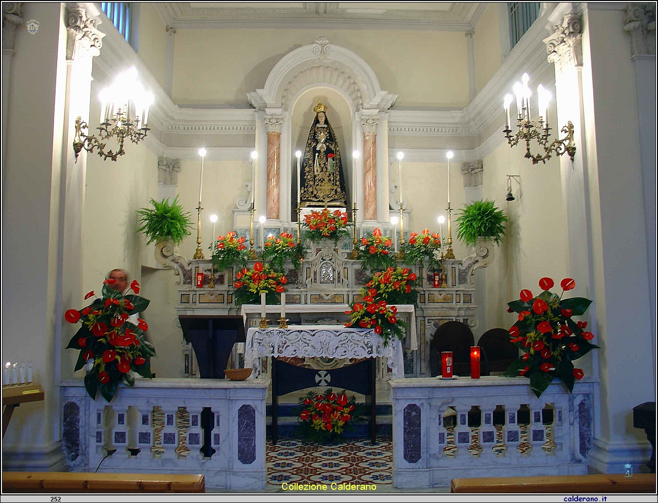 Addobbo della Chiesa dell'Addolorata di Armando Glosa settembre 2006 DSC05242.jpg