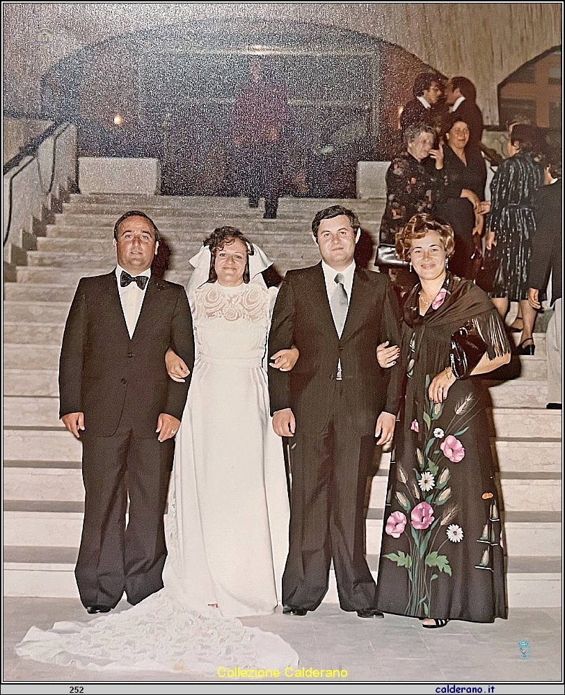 Corrado Manzi, Linda Annuzzi, Biagio Settembrini ed Enza Annuzzi 06-09-1975.jpeg